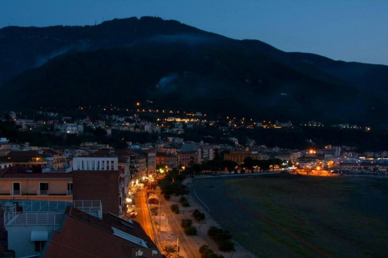 Hotel Stabia Castellammare di Stabia Kültér fotó